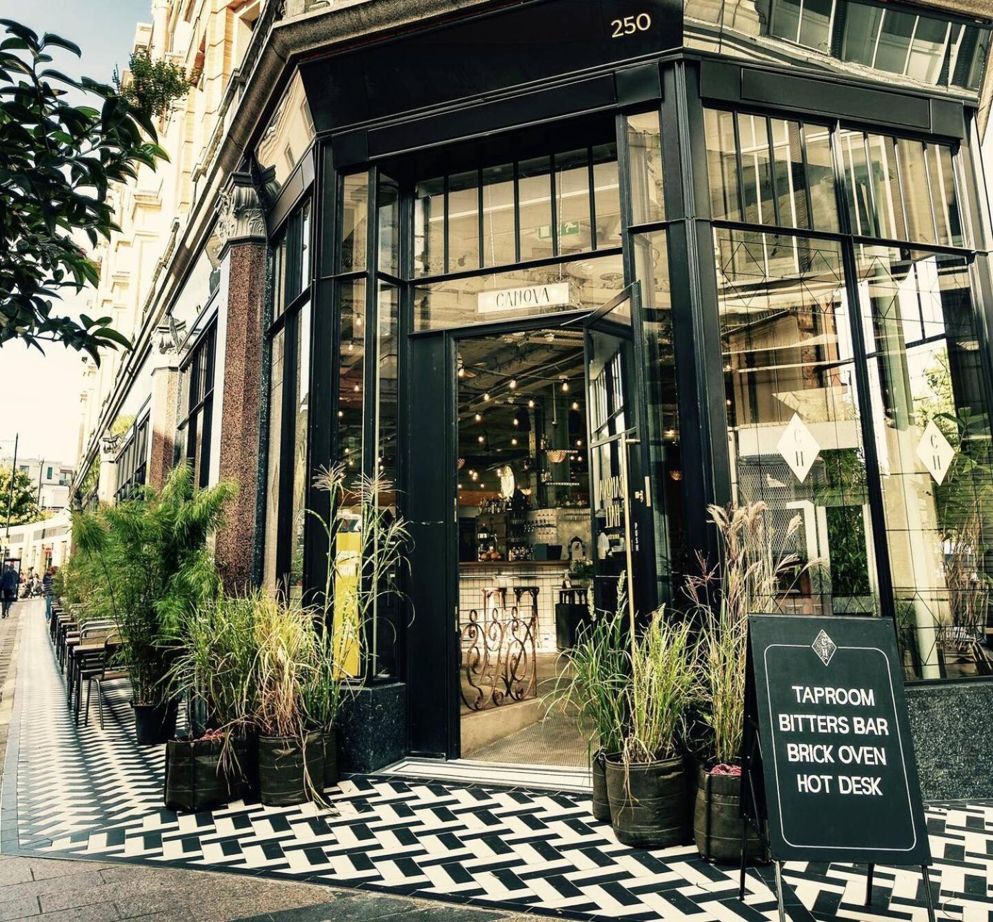 Apartamento Artistic Pied-A-Terre, Steps From The Tube, Moments From London'S Heart Exterior foto